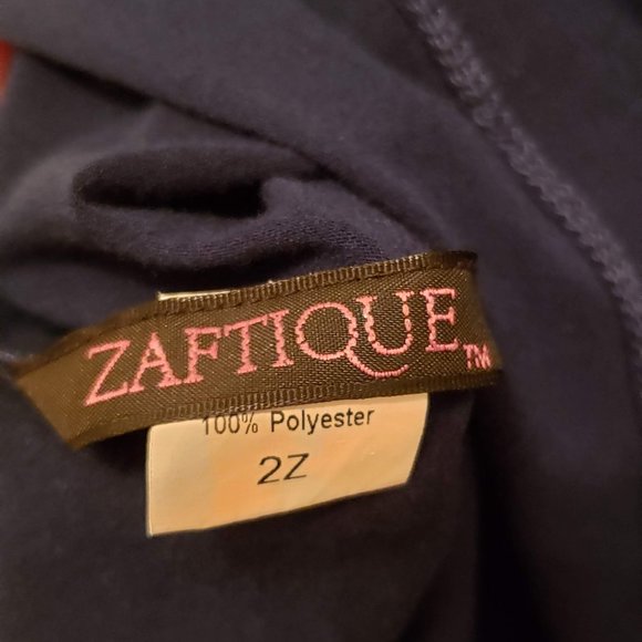 Navy blue knit tank top vee neck - Picture 4 of 4